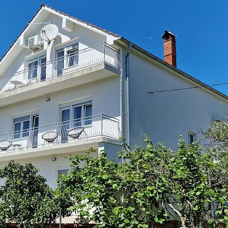 Apartmani Zinda Сукошан Экстерьер фото